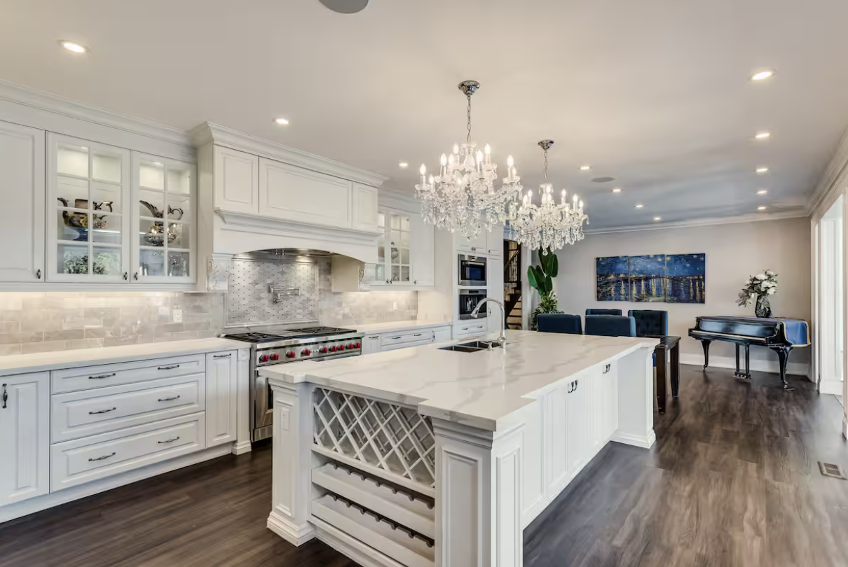 Toronto retreat kitchen